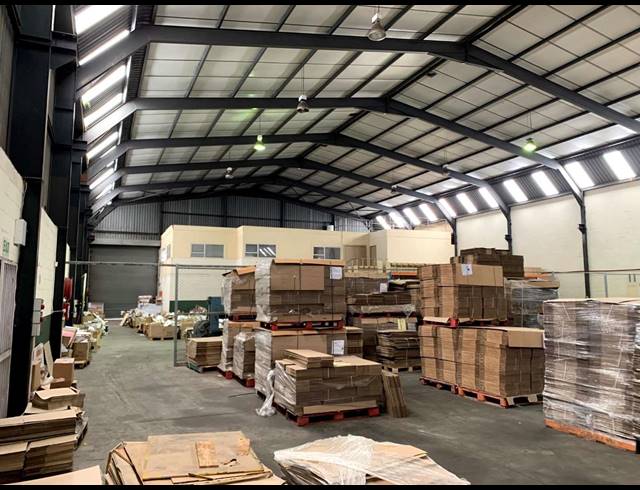 1,300M² FACTORY TO LET IN PAROW INDUSTRIAL